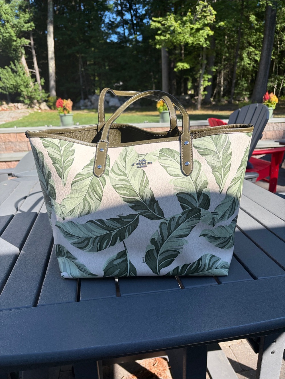 🌻 COACH 2850 🌻 BANANA LEAVES REVERSIBLE CITY TOTE MSRP $350 - Picture 10 of 16